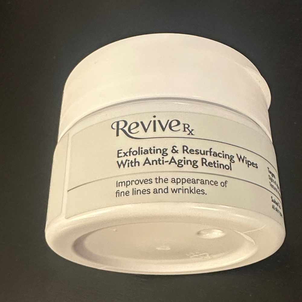 New Revive Rx Exfoliating & Resurfacing Wipes